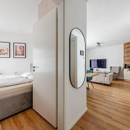 Zenit Horizon With Ac , Garage * Budapest