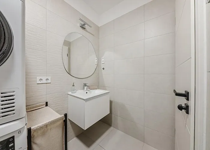 Zenit Horizon With Ac , Garage Будапешт