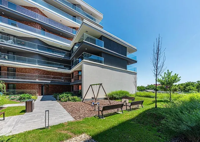 Zenit Horizon With Ac , Garage Будапешт