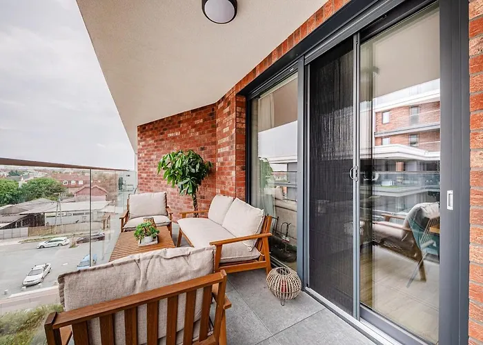 Zenit Horizon With Ac , Garage *