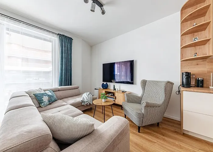 Zenit Horizon With Ac , Garage