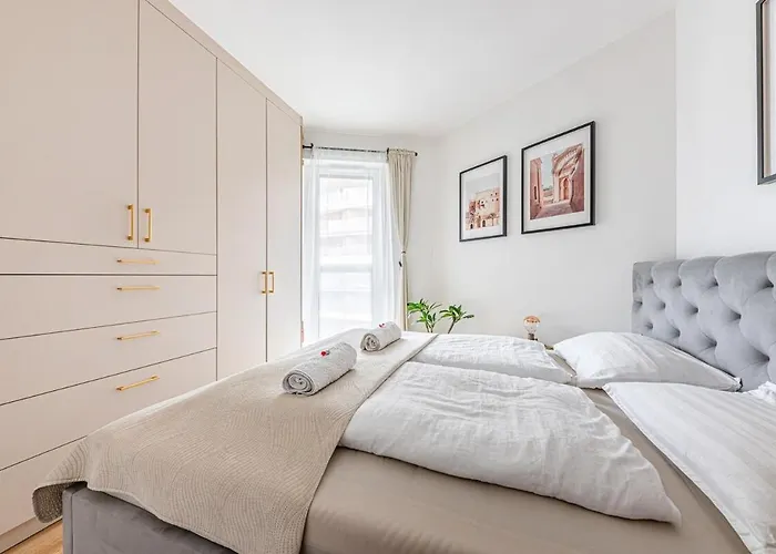 Apartament Zenit Horizon With Ac , Garage Budapesta